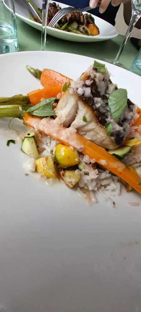 Filet de Maigre Aux Légumes Maison